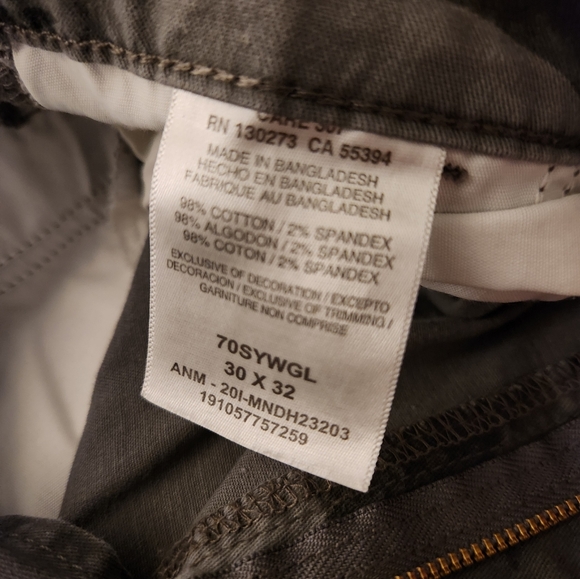 Wrangler camo pants size 30x32 - Picture 4 of 4